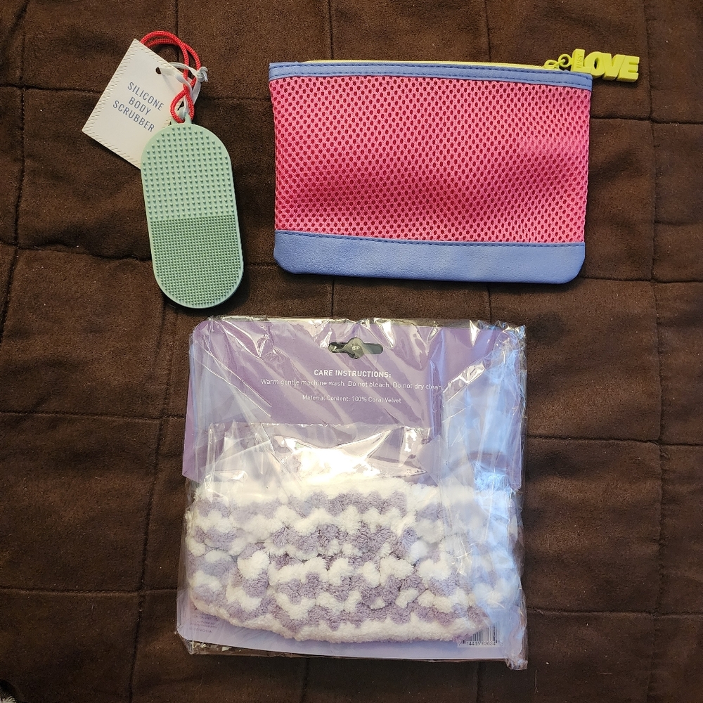 Self Care Bundle Purple Bow Spa Band Skincare Hair Makeup Bag Set - Picture 6 of 11